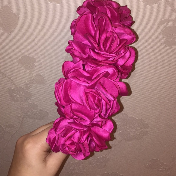 Four flowered Magenta boutique headbands!! - Picture 3 of 5